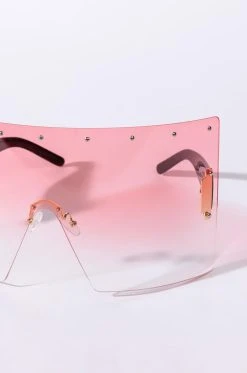 AKIRA onlinestore -AKIRA onlinestore posted up oversized eyewear pink 4 4